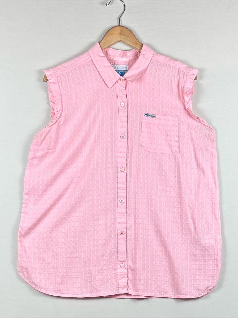Columbia Pink Sleeveless Button Down Shirt Large Ruffle Shoulder Textured Top